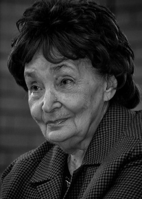 Magda Szabó (1917-2007) Debrecen doğumlu. Macaristan’ın önde gelen yazarlarından.