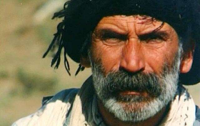 Tuncel Kurtiz/Sürü